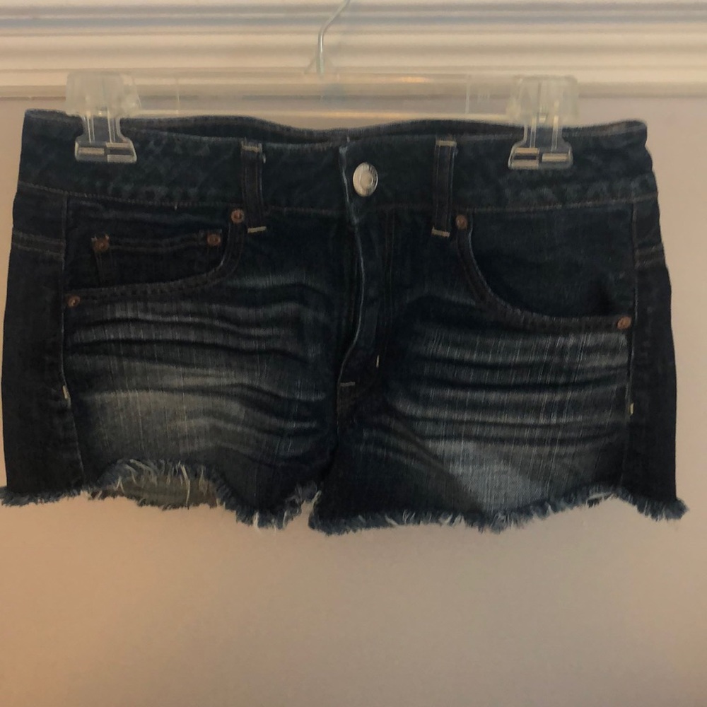 SIZE 6 American Eagle Shorts